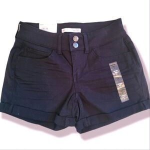 So Shorts Size 3 New